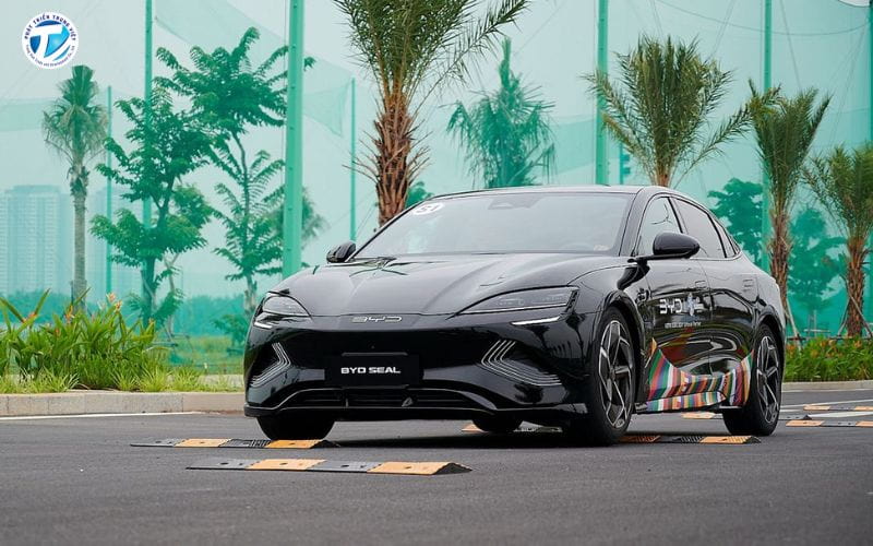 BYD Seal - Sedan điện thể thao đầy ấn tượng